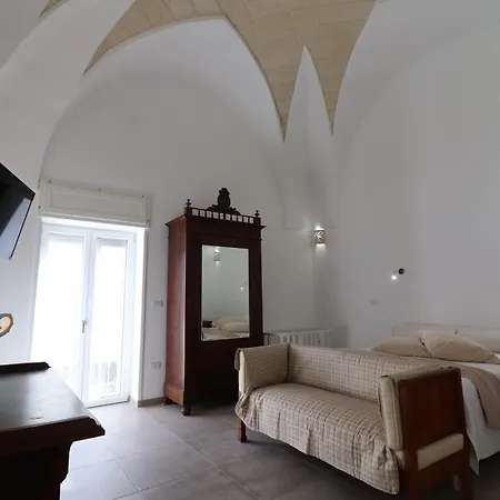 Pensión Dimora Jolanda Uggiano La Chiesa