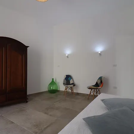 Dimora Jolanda Pensión Uggiano La Chiesa