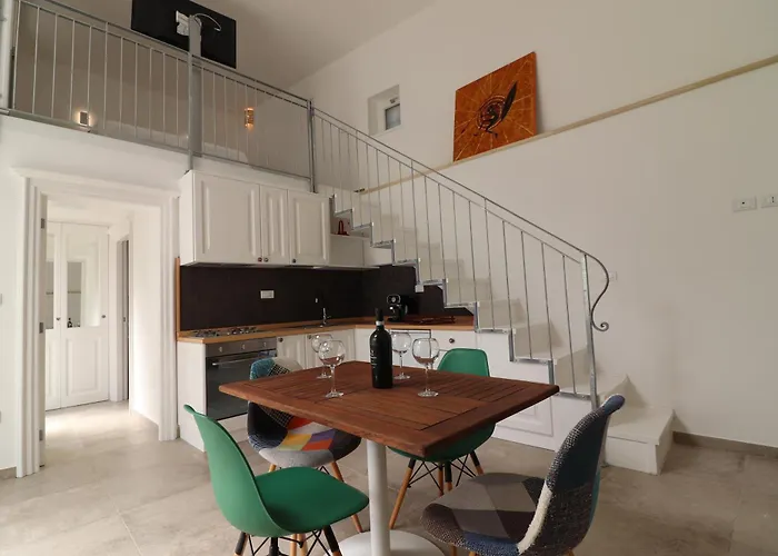 게스트하우스 Dimora Jolanda 3*