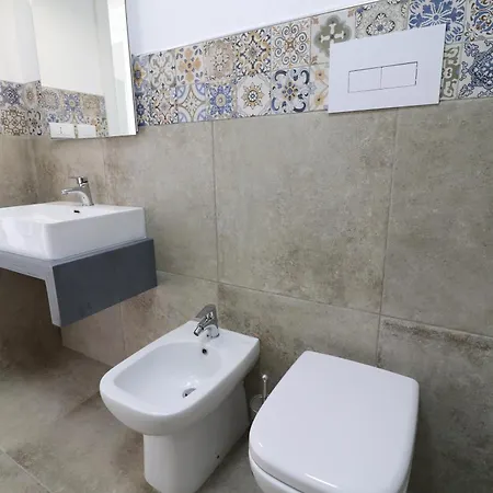 Dimora Jolanda 3*