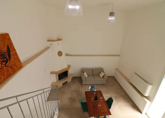 Dimora Jolanda 3*